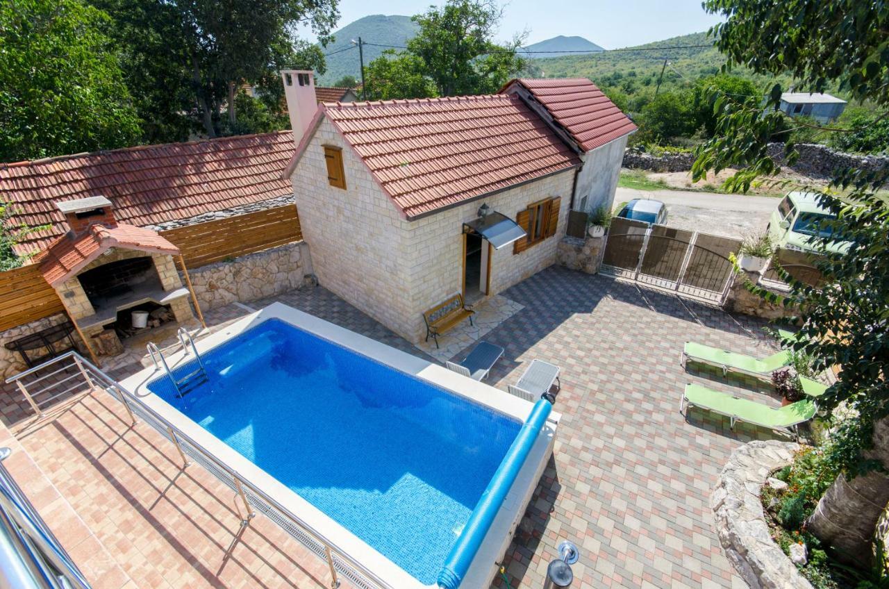 Dalmatian Village Charm - Spacious Villa With Pool Near Trogir Primorski Dolac Экстерьер фото